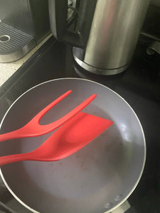 Flip and grip Spatula